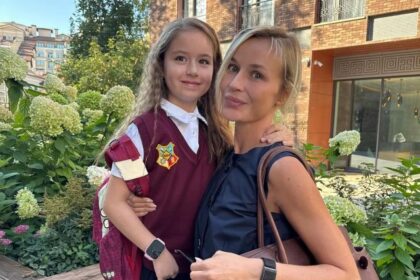 Полина Гагарина поделилась редкими фотографиями дочери