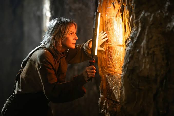 Кадр из сериала 'Сокровища скифов'