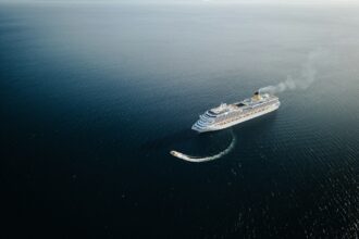морской круиз, круизный лайнер, морское путешествие