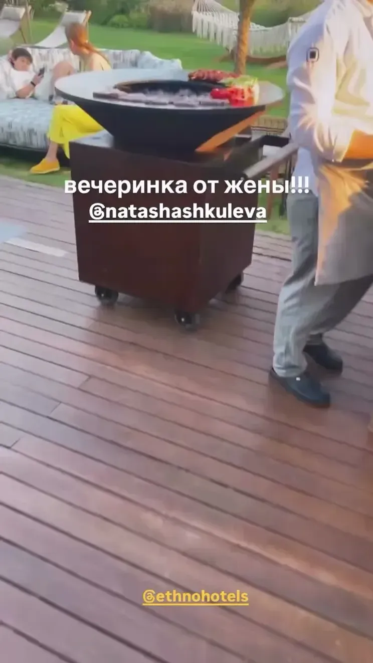Наталья Шкулёва с сыном от Андрея Малахова