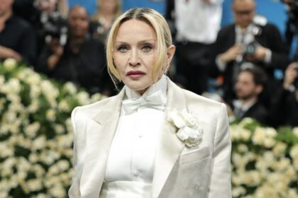 Мадонна намекнула на отношения с бывшим мужем в новом треке
