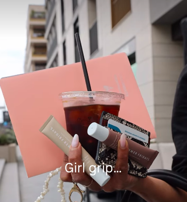 Что такое girl grip и почему это делает каждый из нас?