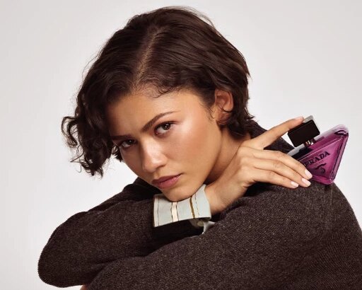 Prada Beauty выпустил новый аромат Paradoxe с Зендеей в рекламной кампании (фото 1)