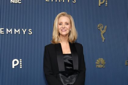 Редкий выход звезды «Друзей» Лизы Кудроу на премии «Эмми»