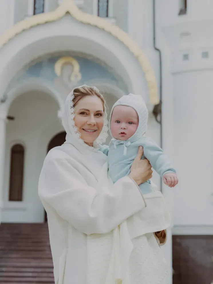 Анна Невская с сыном